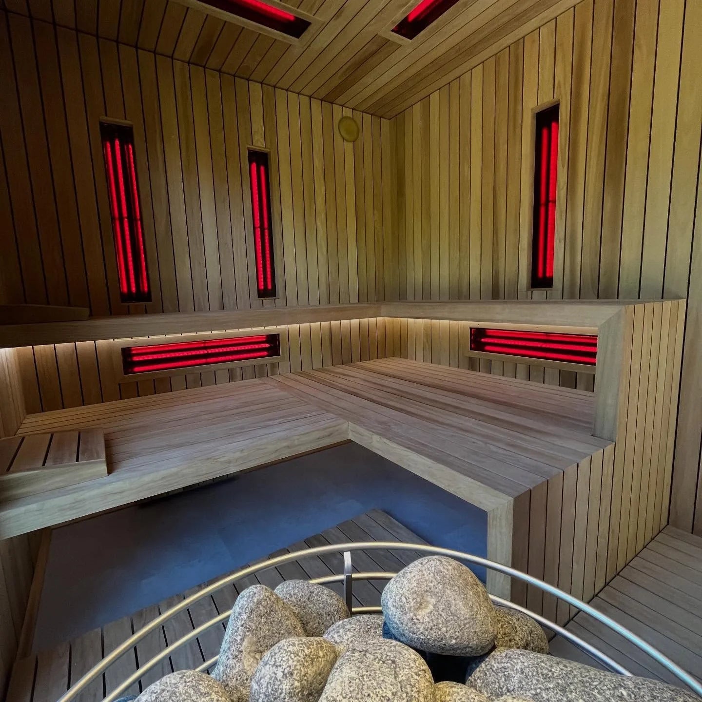 Infrared vs Traditional Sauna Health Benefits: Which Heat Therapy Reigns Supreme?