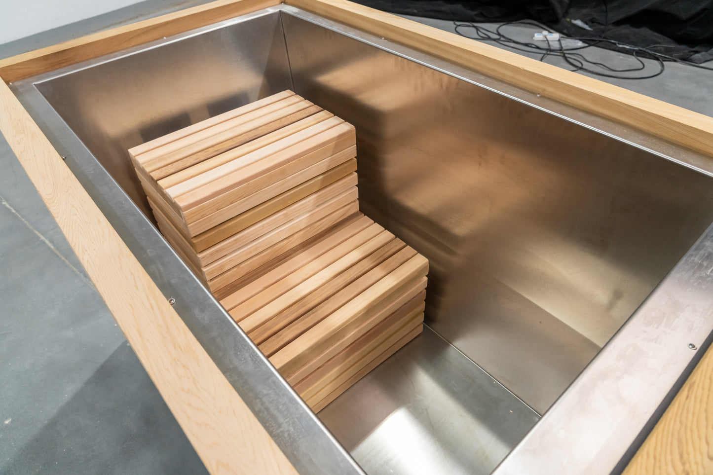 
                  
                    Home Rectangular Cold Plunge Tub
                  
                