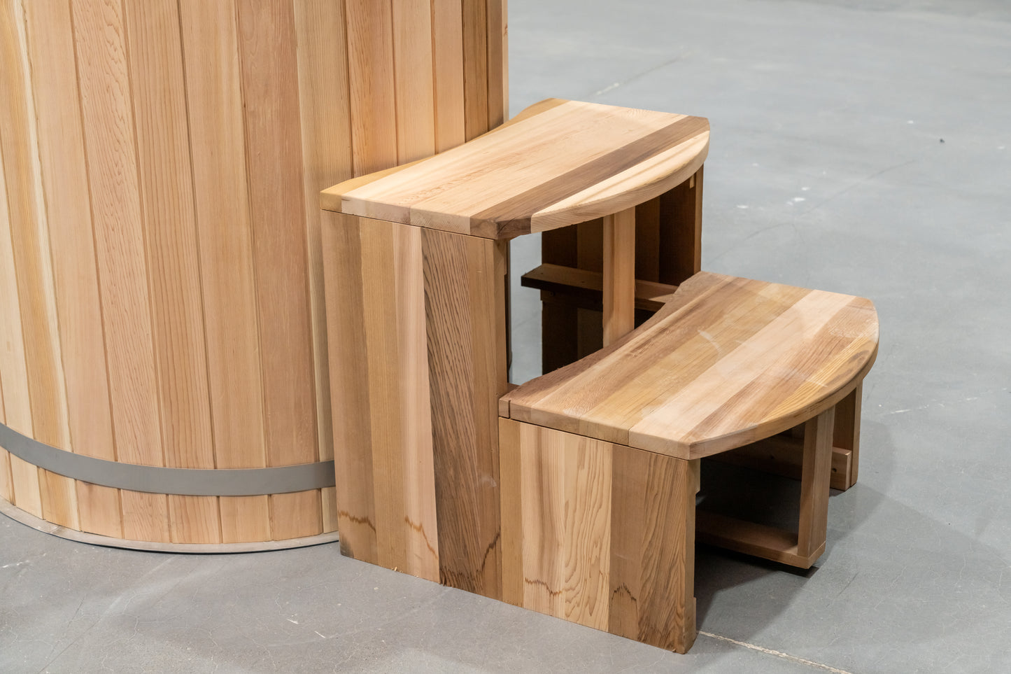 
                  
                    Premium Wooden Cold Plunge Tub
                  
                